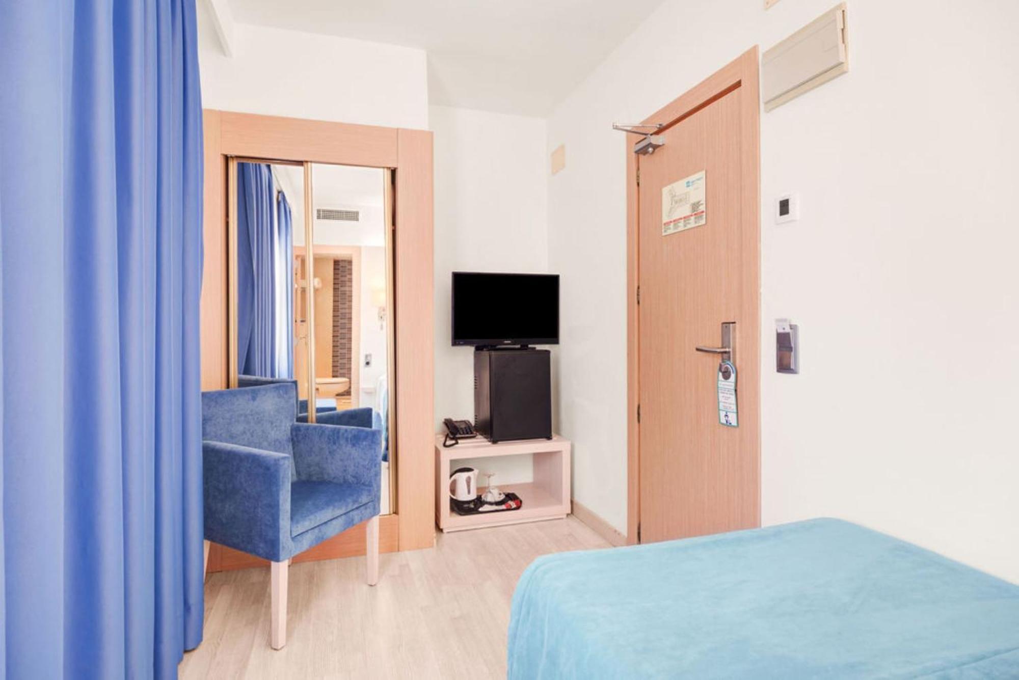 Hotel Agua Beach "Adults Only" Palmanova Exterior foto